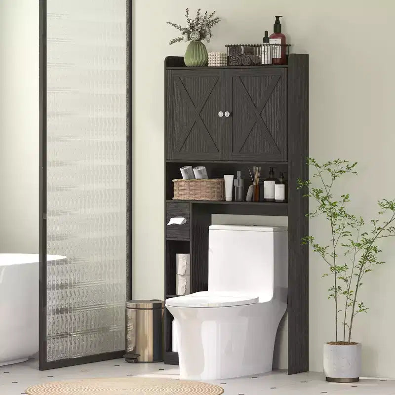 Gabinete de almacenamiento sobre el inodoro, organizador de baño estilo casa de campo sobre el inodoro con puertas de granero, estante ajustable, soporte para papel higiénico