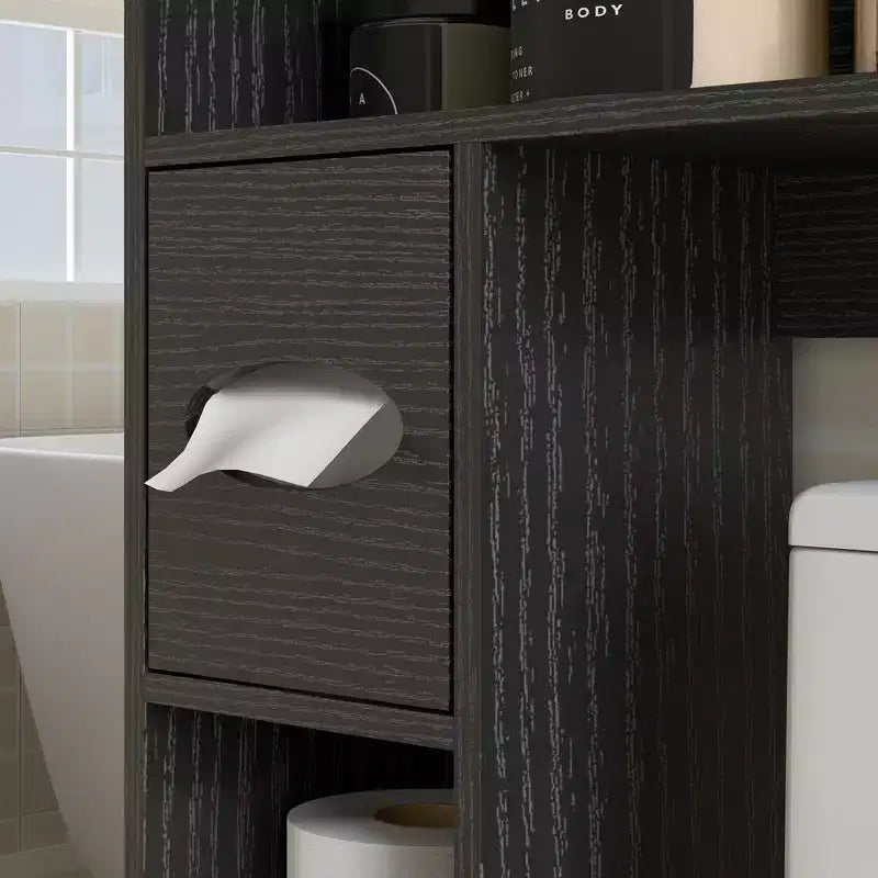 Gabinete de almacenamiento sobre el inodoro, organizador de baño estilo casa de campo sobre el inodoro con puertas de granero, estante ajustable, soporte para papel higiénico